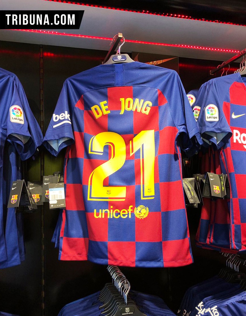 shirt number will De Jong wear 